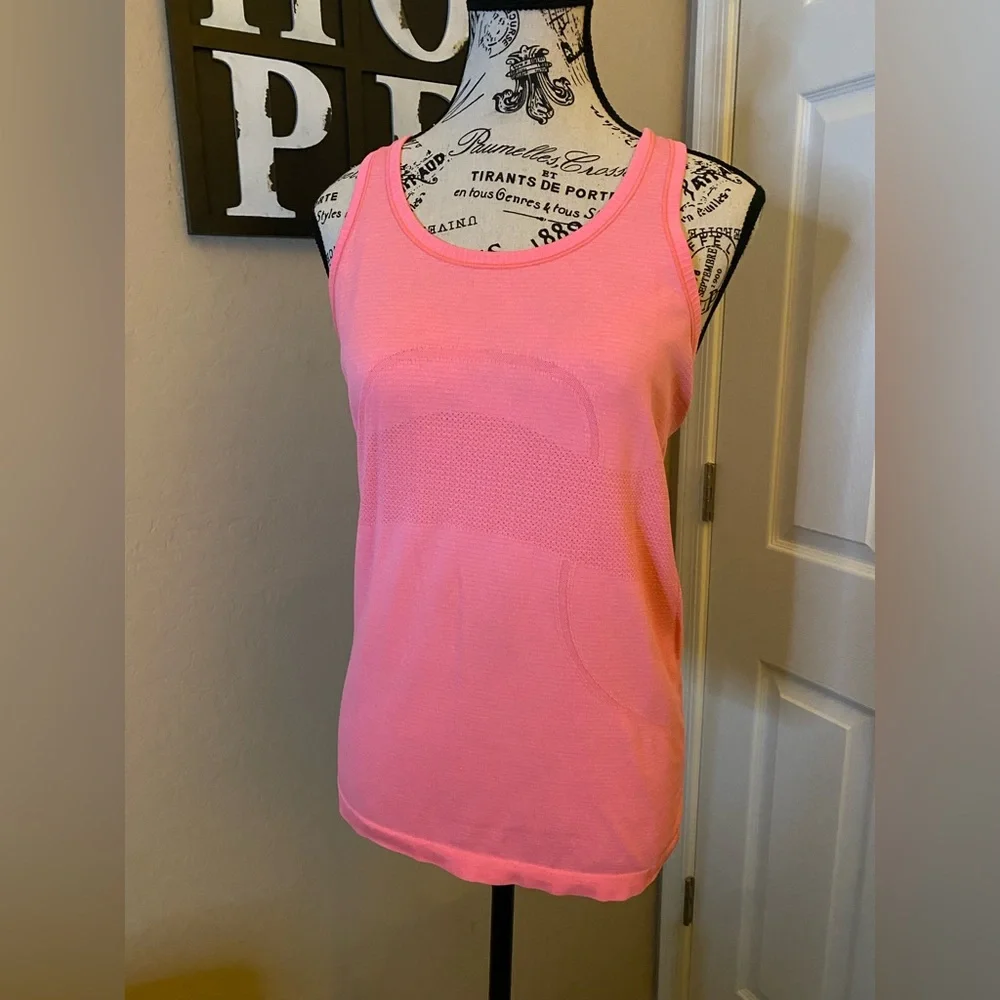 Lululemon Swifty Tank - Size 8 - EUC - Pink 🩷 - Picture 1 of 6
